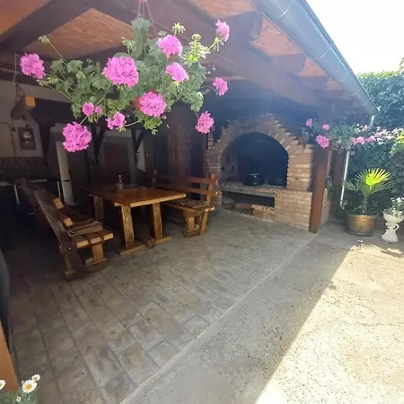 Dvorska Oaza Sremski Karlovci