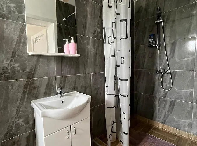 Apartment Dvorska Oaza Sremski Karlovci